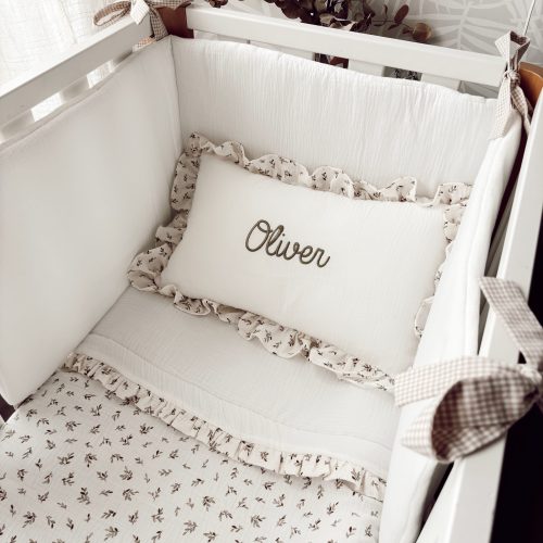 Cuna Volantitos canela